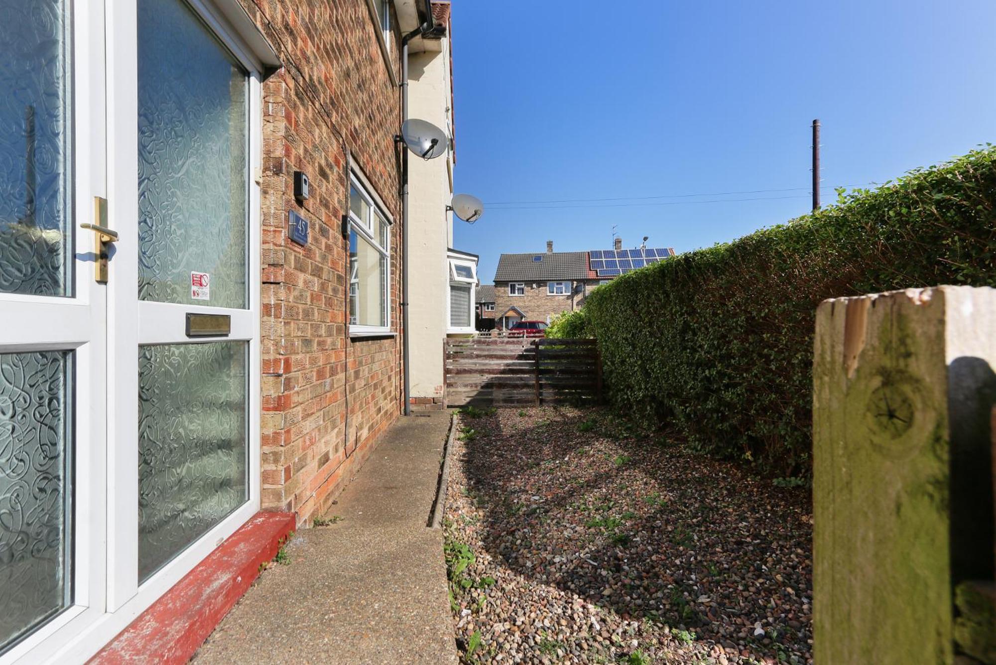 Leconfield Close - Comfy House And Free Parking キングストン・アポン・ハル エクステリア 写真