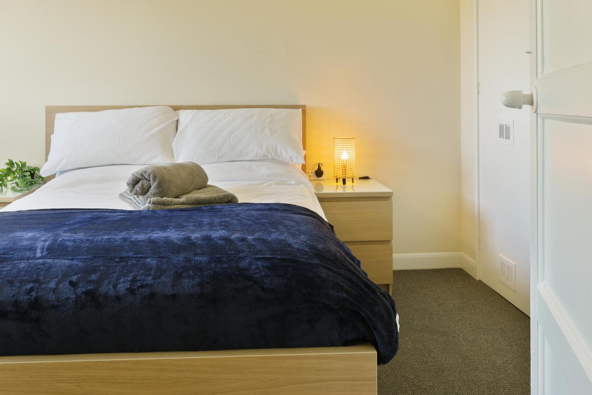 Leconfield Close - Comfy House And Free Parking キングストン・アポン・ハル エクステリア 写真